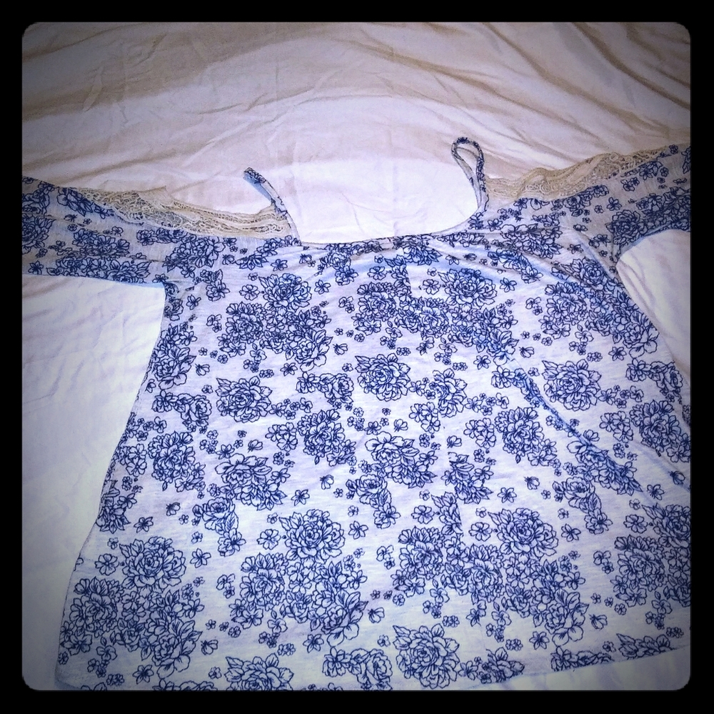 Cute off the shoulder long sleeve shirt